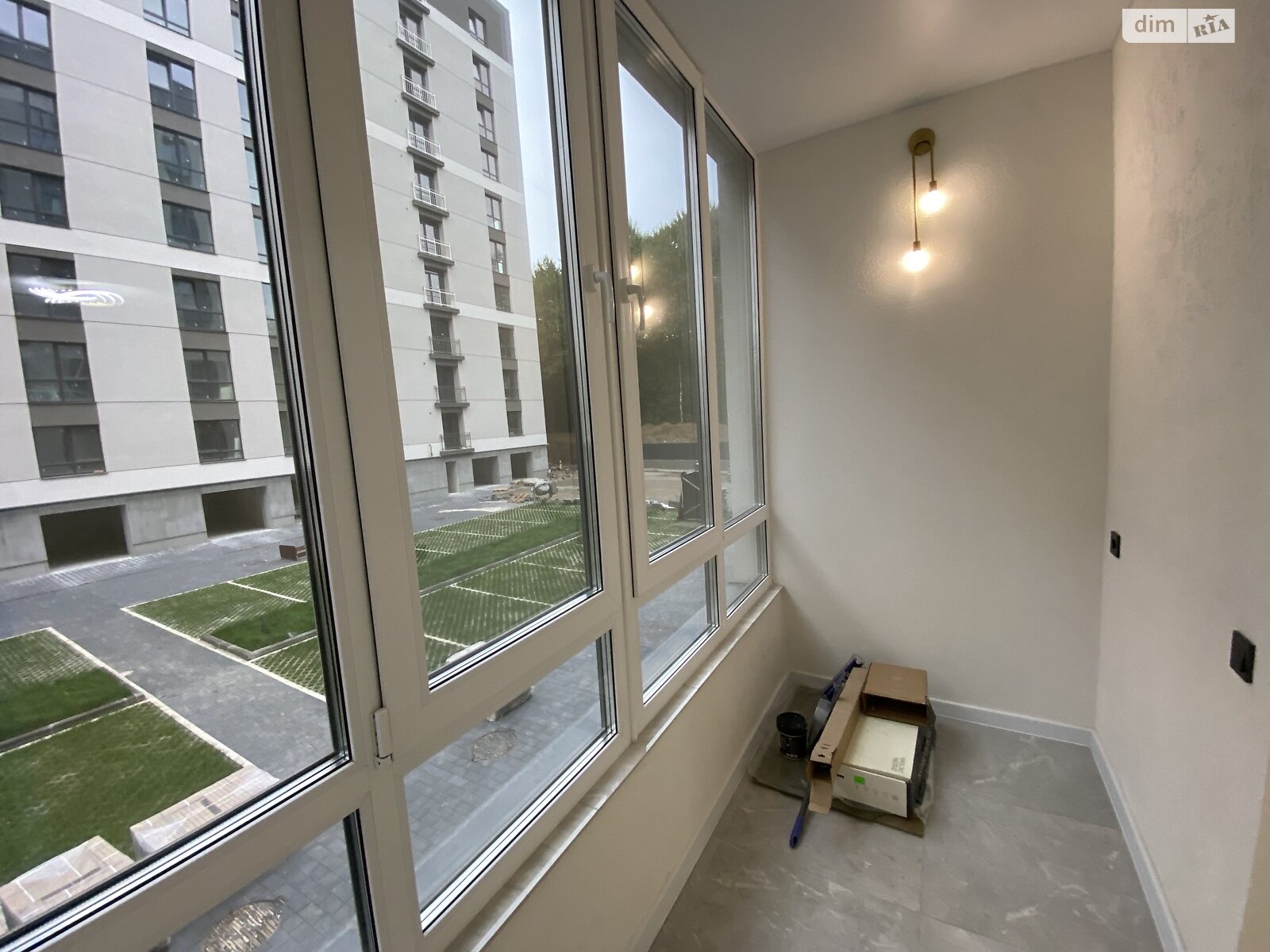 Продаж двокімнатної квартири в Івано-Франківську, на вул. Довженка О. 31, район Бам фото 1 Продаж двокімнатної квартири в Івано-Франківську, на вул. Довженка О. 31, район Бам фото 1