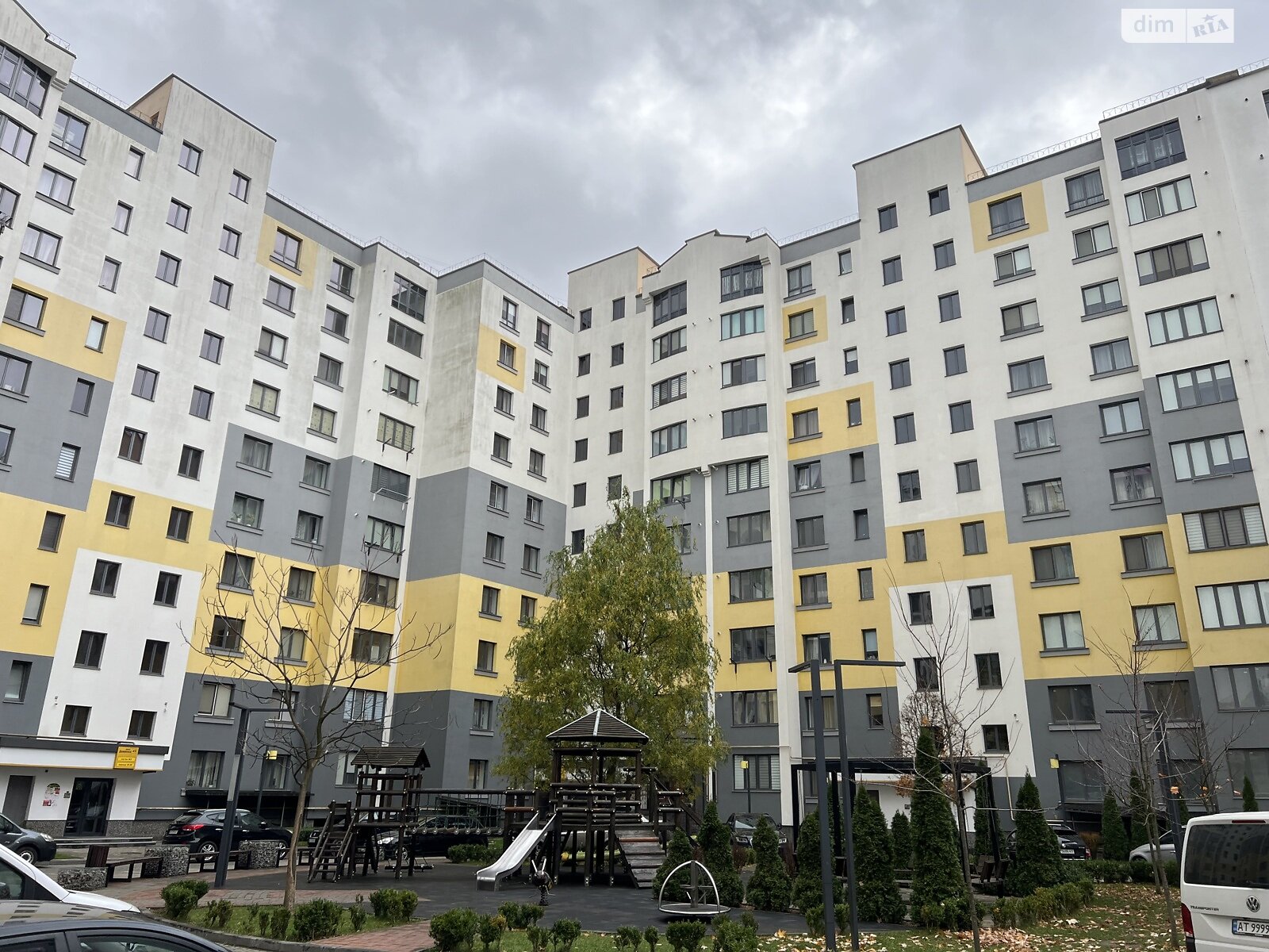 Продажа двухкомнатной квартиры в Ивано-Франковске, на ул. Довженко А. 51, район Бам фото 1 Продажа двухкомнатной квартиры в Ивано-Франковске, на ул. Довженко А. 51, район Бам фото 1