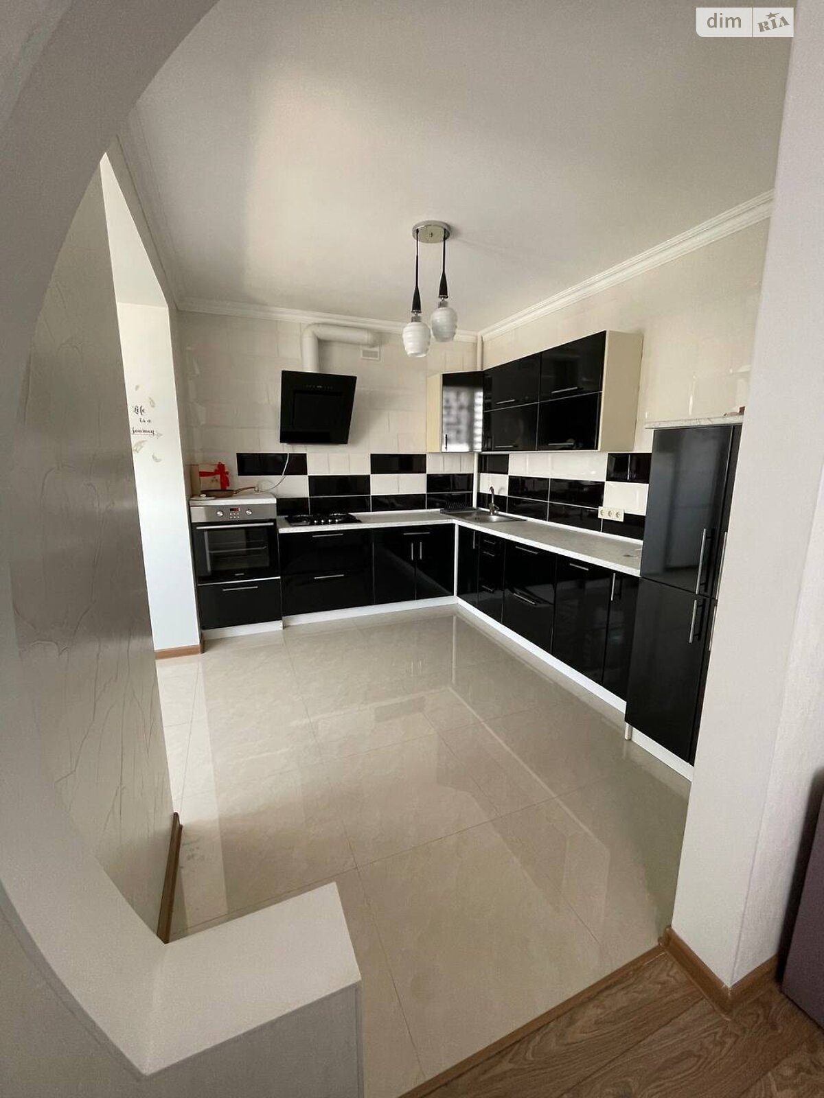 Продажа двухкомнатной квартиры в Ивано-Франковске, на ул. Довженко А. 51, район Бам фото 1 Продажа двухкомнатной квартиры в Ивано-Франковске, на ул. Довженко А. 51, район Бам фото 1