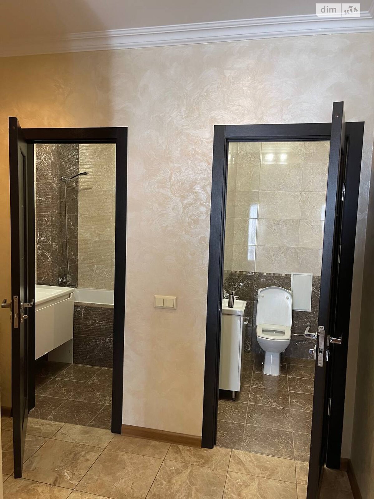 Продажа двухкомнатной квартиры в Ивано-Франковске, на ул. Довженко А. 51, район Бам фото 1 Продажа двухкомнатной квартиры в Ивано-Франковске, на ул. Довженко А. 51, район Бам фото 1