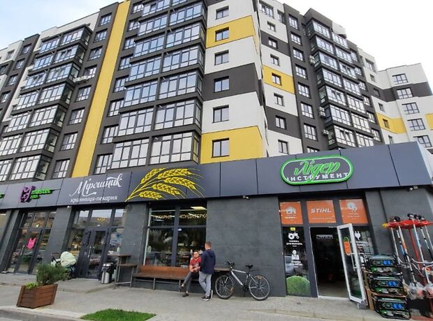 Продаж трикімнатної квартири в Івано-Франківську, на вул. Довженка О. 59, район Бам фото 1 Продаж трикімнатної квартири в Івано-Франківську, на вул. Довженка О. 59, район Бам фото 1