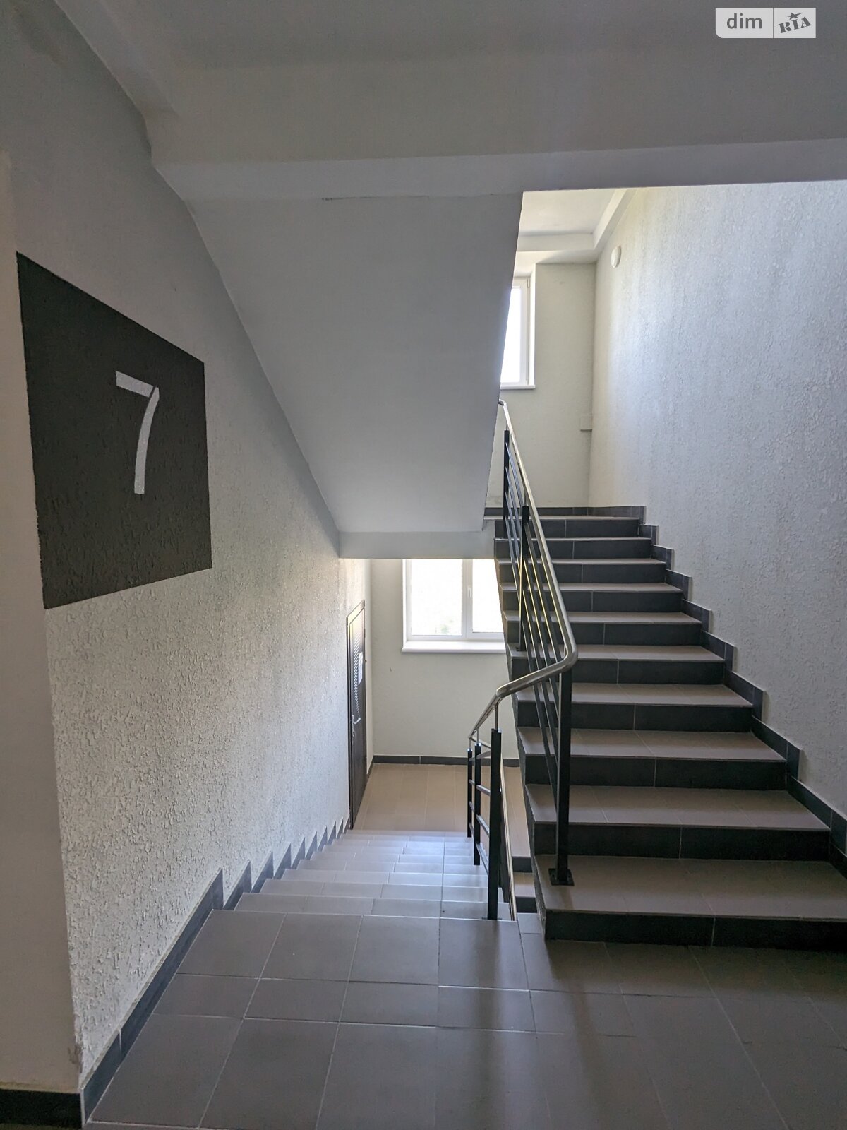 Продажа двухкомнатной квартиры в Ивано-Франковске, на ул. Приозерная 57, район Бам фото 1