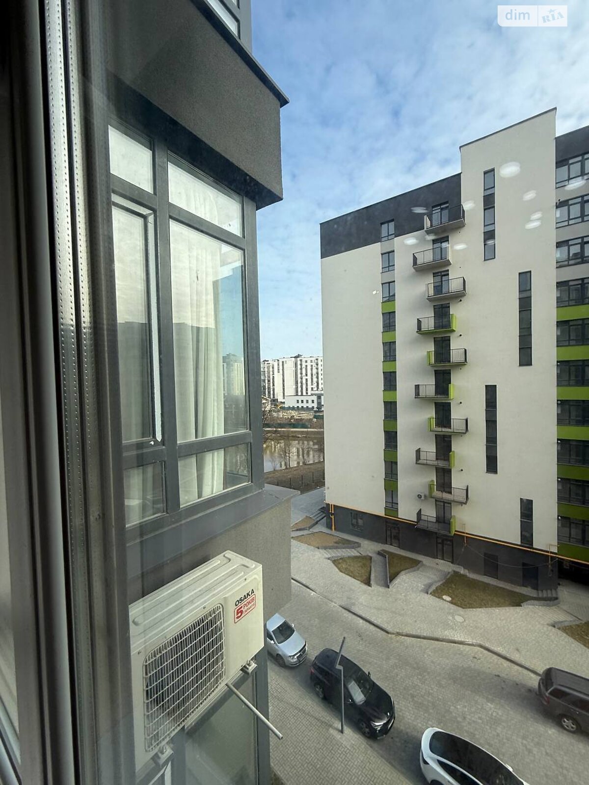 Продажа трехкомнатной квартиры в Ивано-Франковске, на ул. Приозерная 29, район Бам фото 1 Продажа трехкомнатной квартиры в Ивано-Франковске, на ул. Приозерная 29, район Бам фото 1