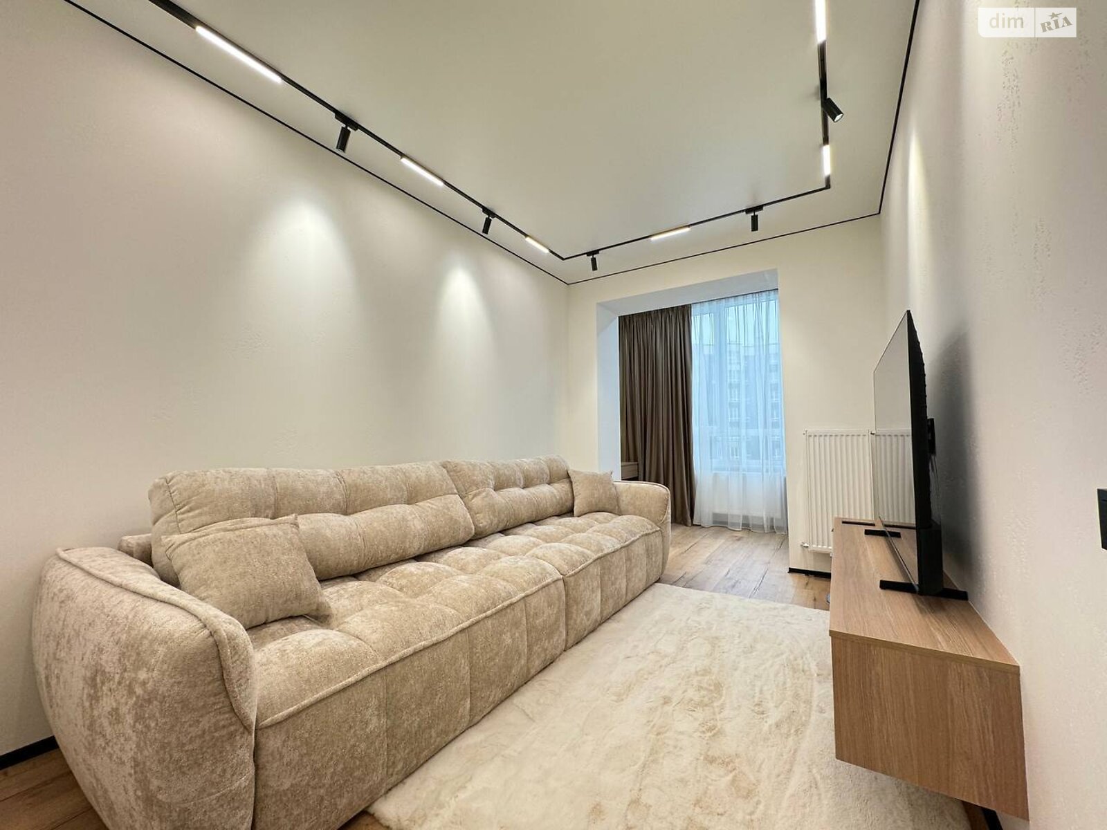 Продажа трехкомнатной квартиры в Ивано-Франковске, на ул. Приозерная, район Бам фото 1