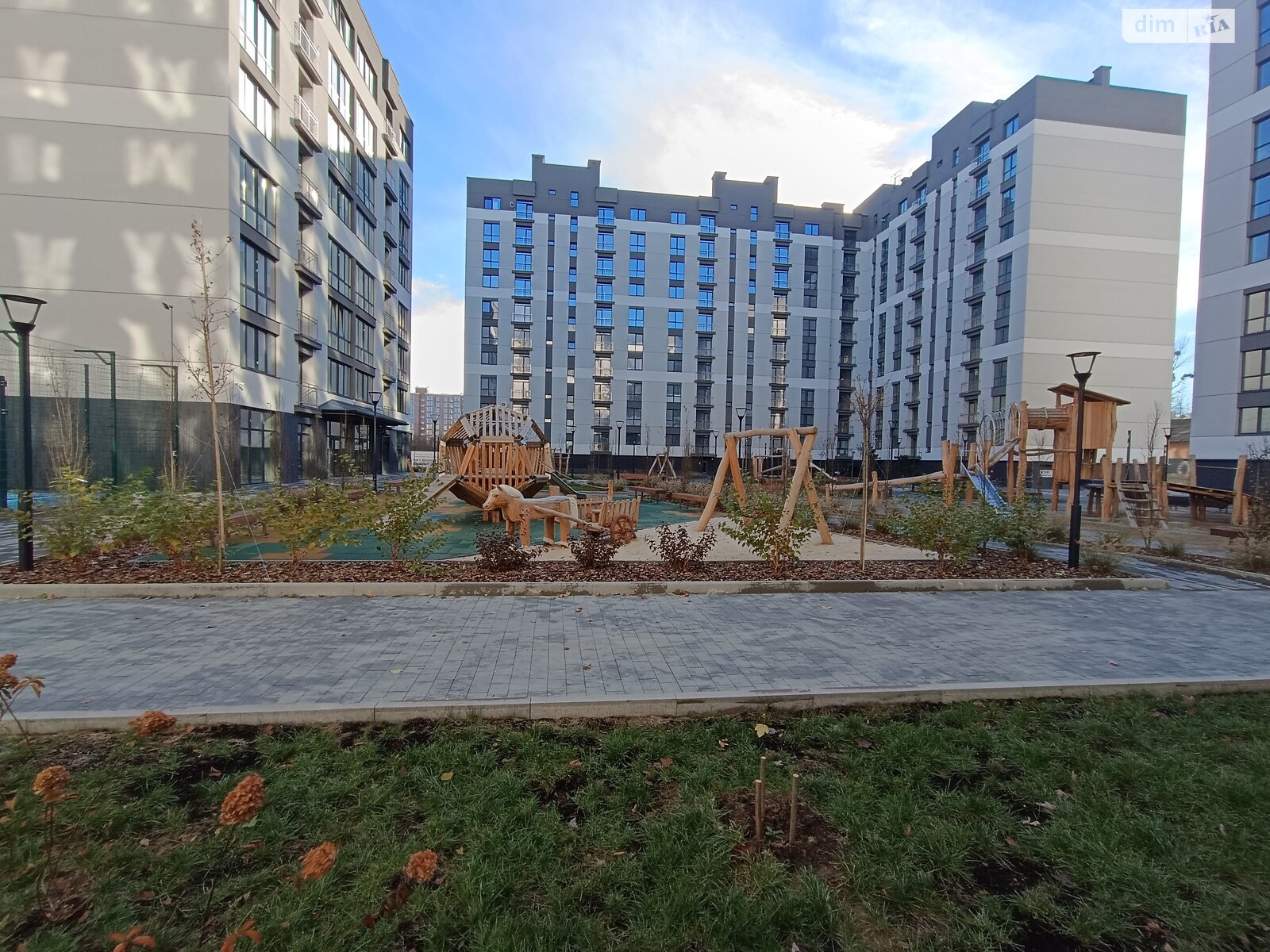 Продаж однокімнатної квартири в Івано-Франківську, на вул. Виноградна 175А, кв. 73, район Бам фото 1 Продаж однокімнатної квартири в Івано-Франківську, на вул. Виноградна 175А, кв. 73, район Бам фото 1