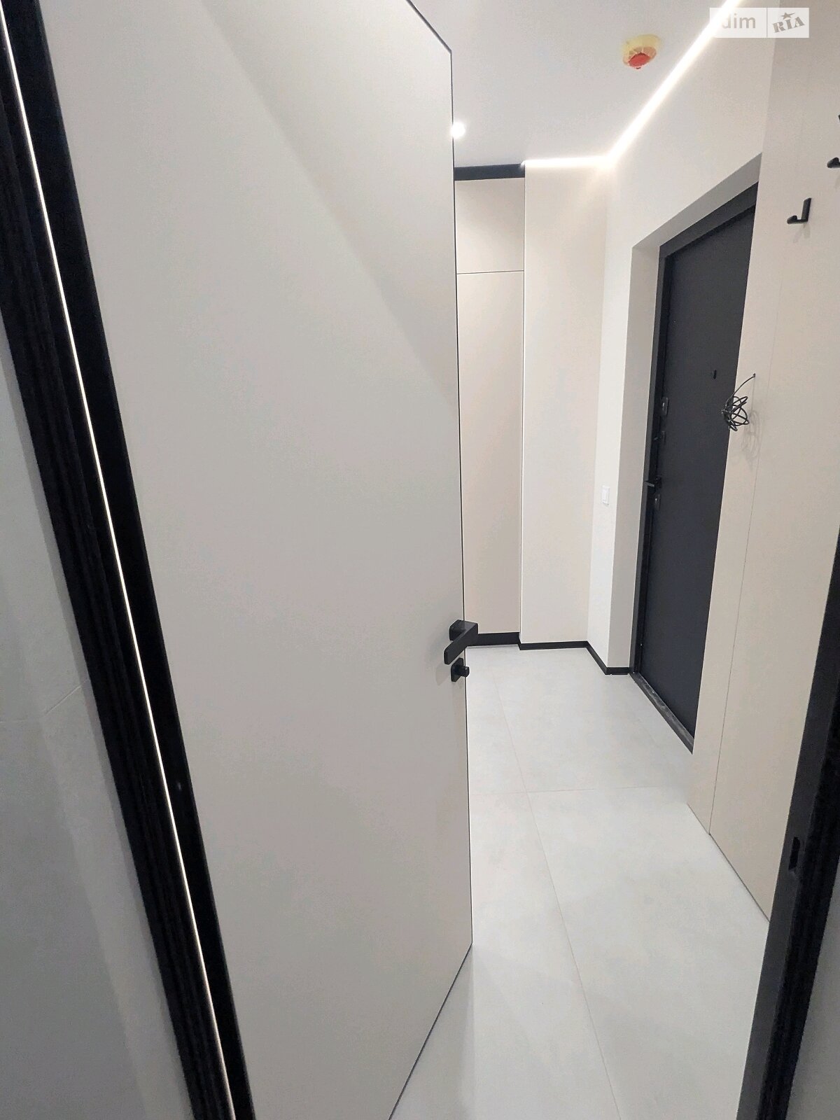 Продажа двухкомнатной квартиры в Ивано-Франковске, на ул. Бельведерська 32, фото 1 Продажа двухкомнатной квартиры в Ивано-Франковске, на ул. Бельведерська 32, фото 1