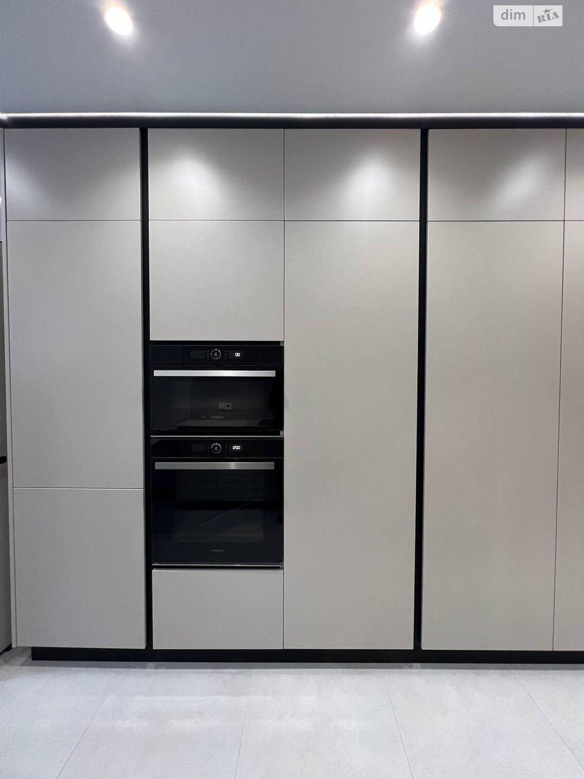 Продаж двокімнатної квартири в Івано-Франківську, на вул. Бельведерська 32, фото 1