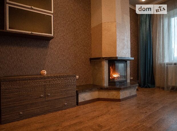 Продаж трикімнатної квартири в Івано-Франківську, на вул. Білозіра 17, район Брати фото 1 Продаж трикімнатної квартири в Івано-Франківську, на вул. Білозіра 17, район Брати фото 1