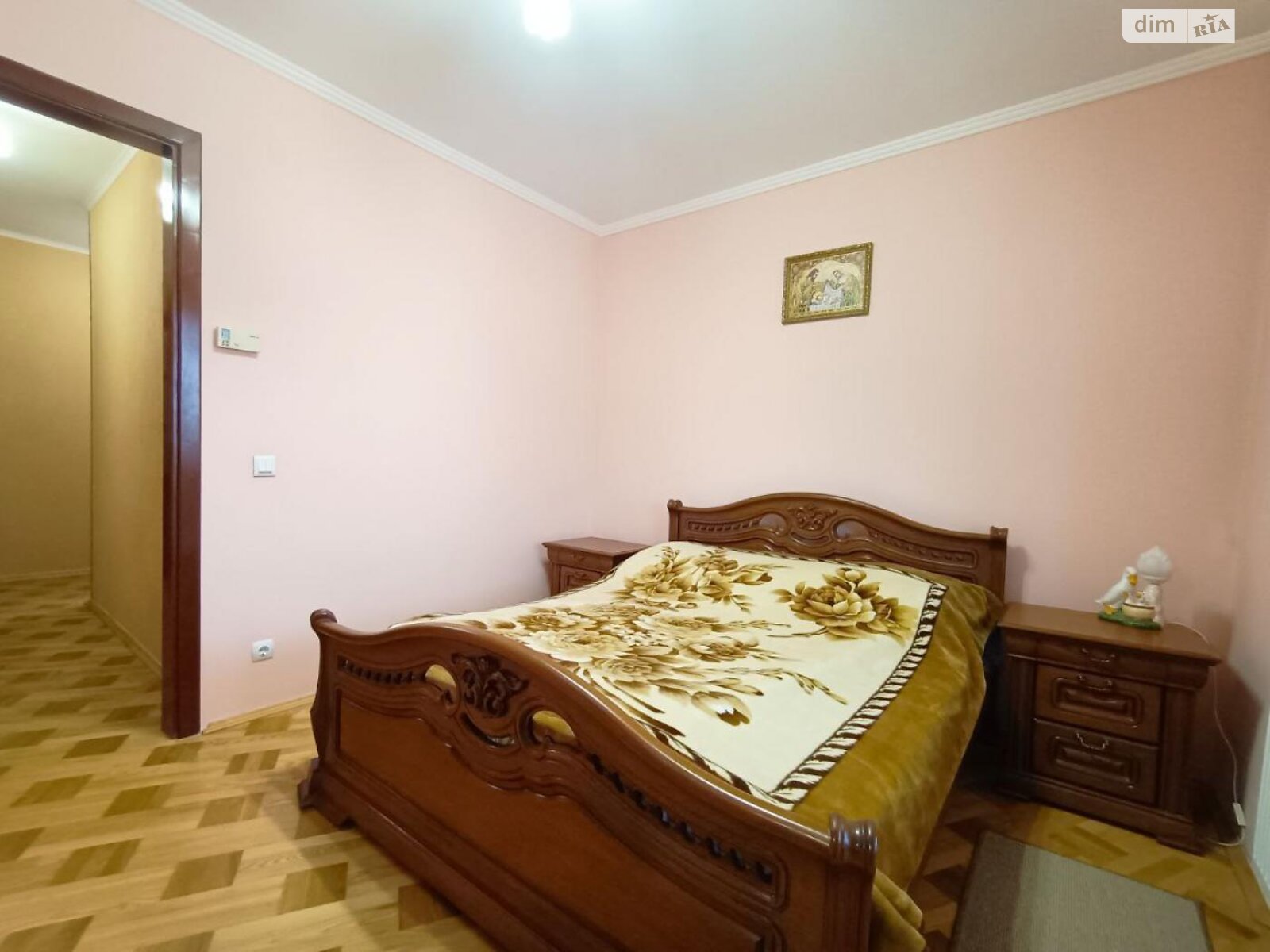 Продаж трикімнатної квартири в Івано-Франківську, на вул. Білозіра 8, район Брати фото 1 Продаж трикімнатної квартири в Івано-Франківську, на вул. Білозіра 8, район Брати фото 1