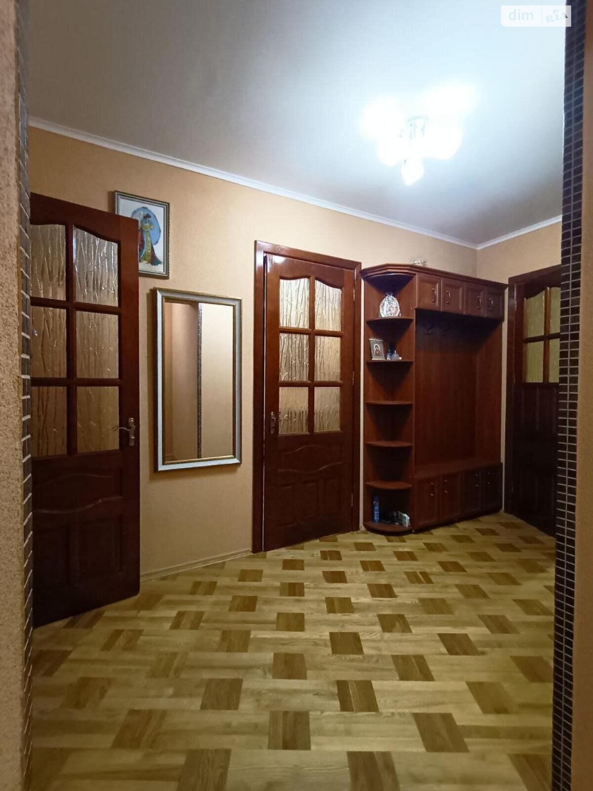 Продажа трехкомнатной квартиры в Ивано-Франковске, на ул. Билозира 8, район Братья фото 1 Продажа трехкомнатной квартиры в Ивано-Франковске, на ул. Билозира 8, район Братья фото 1