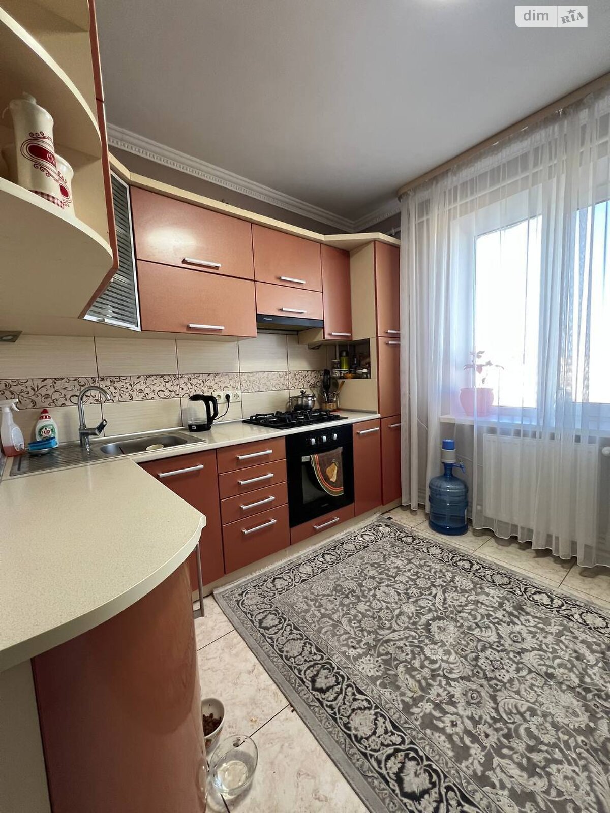 Продажа четырехкомнатной квартиры в Ивано-Франковске, на ул. Хоткевича Гната, район Братья фото 1 Продажа четырехкомнатной квартиры в Ивано-Франковске, на ул. Хоткевича Гната, район Братья фото 1