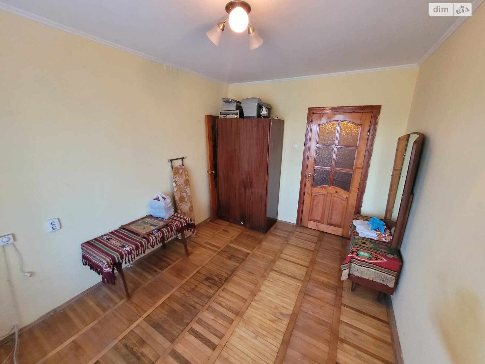 Продаж двокімнатної квартири в Івано-Франківську, на вул. Хоткевича Гната 54, район Брати фото 1 Продаж двокімнатної квартири в Івано-Франківську, на вул. Хоткевича Гната 54, район Брати фото 1