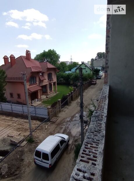 Продажа трехкомнатной квартиры в Ивано-Франковске, на ул. Ивасюка район Братья фото 1 Продажа трехкомнатной квартиры в Ивано-Франковске, на ул. Ивасюка район Братья фото 1