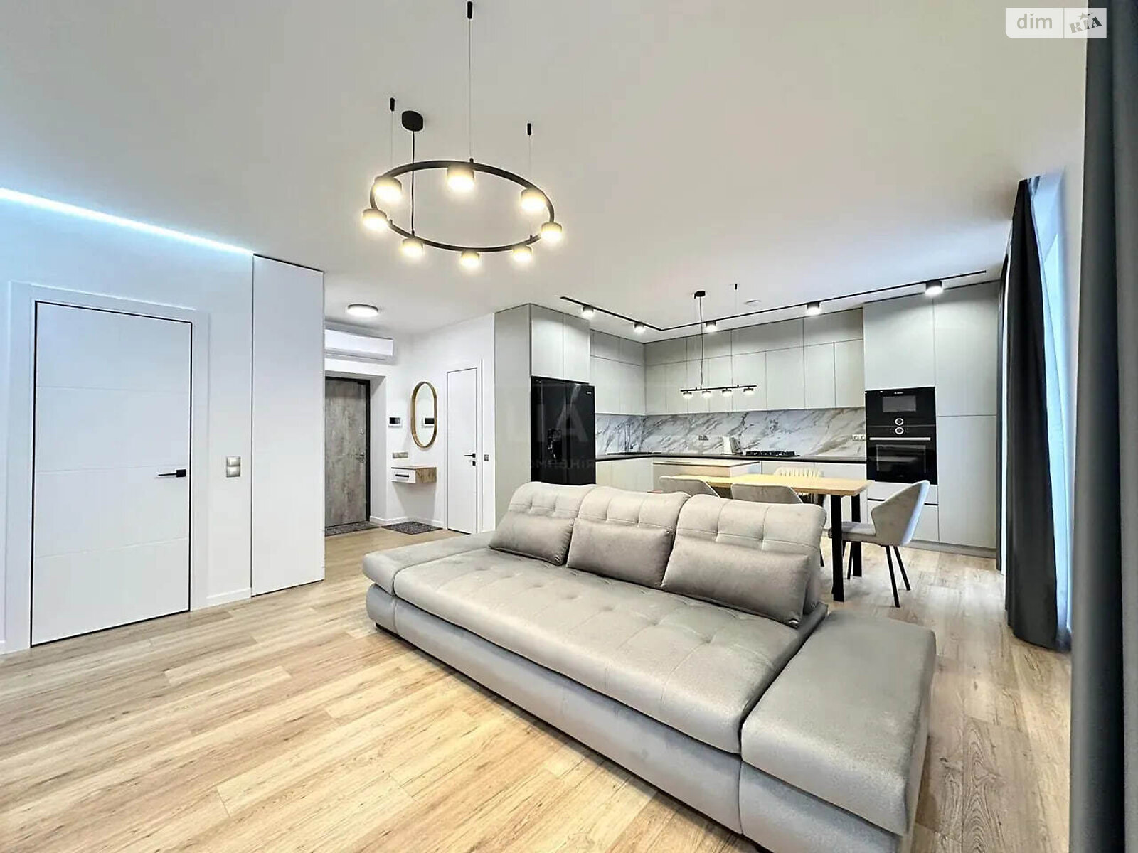 Продажа двухкомнатной квартиры в Ивано-Франковске, на ул. Кисилевской Ольги, район Братья фото 1