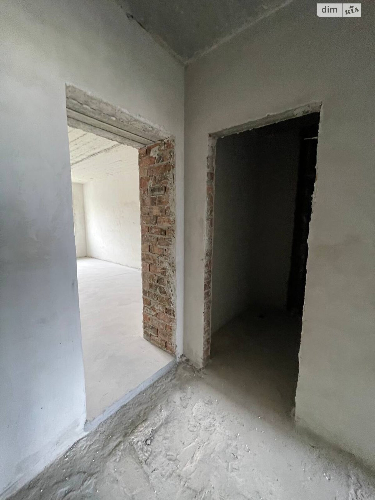 Продаж двокімнатної квартири в Івано-Франківську, на вул. Миру 100, район Брати фото 1 Продаж двокімнатної квартири в Івано-Франківську, на вул. Миру 100, район Брати фото 1