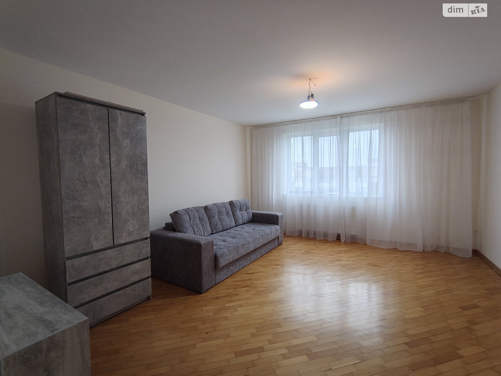 Продаж трикімнатної квартири в Івано-Франківську, на вул. Паркова 18, район Брати фото 1 Продаж трикімнатної квартири в Івано-Франківську, на вул. Паркова 18, район Брати фото 1