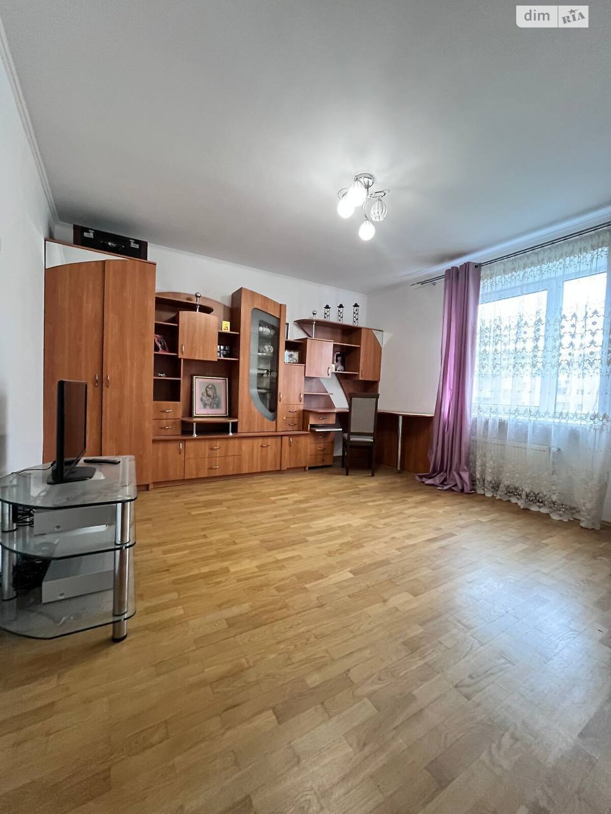 Продаж чотирикімнатної квартири в Івано-Франківську, на вул. Української Дивізії 13, район Брати фото 1 Продаж чотирикімнатної квартири в Івано-Франківську, на вул. Української Дивізії 13, район Брати фото 1