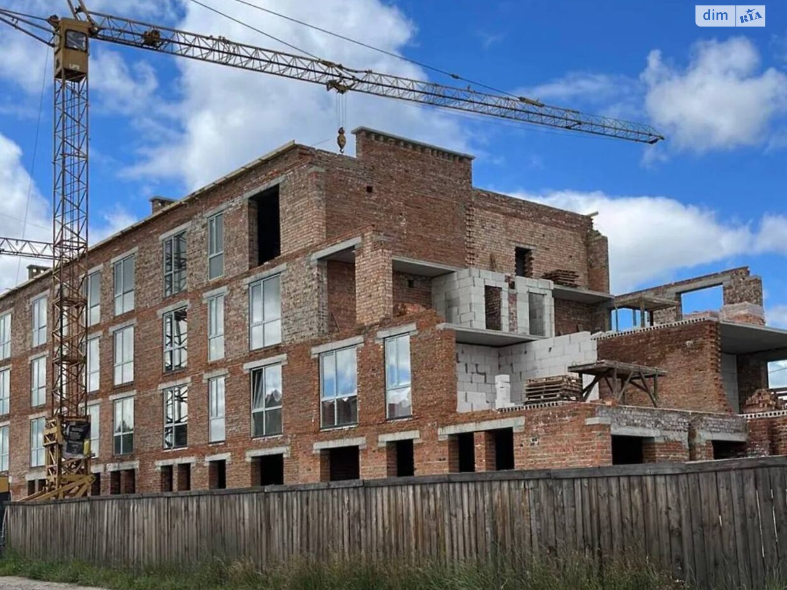 Продажа однокомнатной квартиры в Ивано-Франковске, на ул. Довбуша, фото 1 Продажа однокомнатной квартиры в Ивано-Франковске, на ул. Довбуша, фото 1
