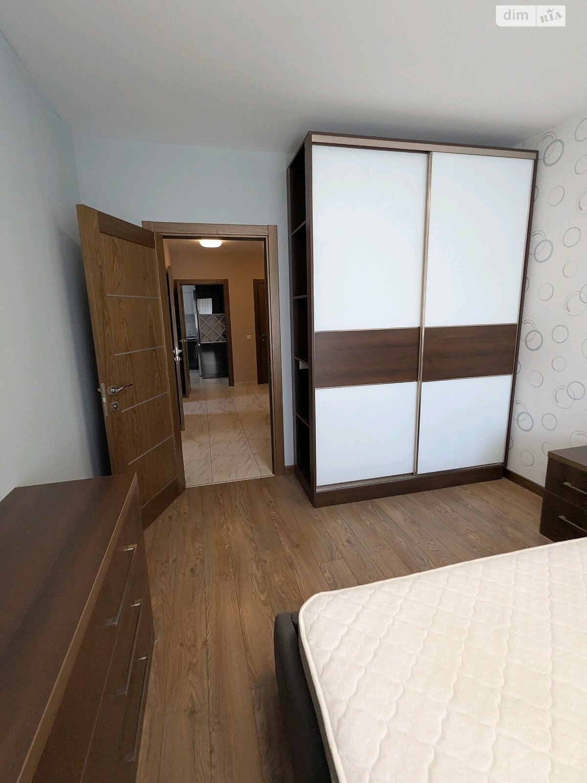 Продаж трикімнатної квартири в Івано-Франківську, на вул. Довженка О. 29Д, фото 1 Продаж трикімнатної квартири в Івано-Франківську, на вул. Довженка О. 29Д, фото 1