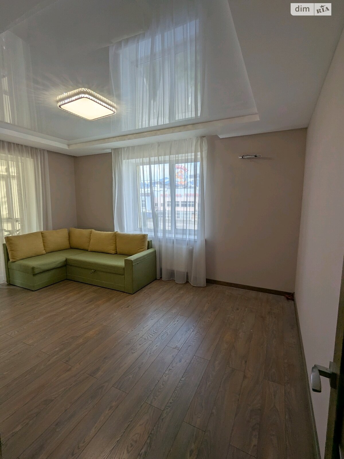 Продаж трикімнатної квартири в Івано-Франківську, на вул. Довженка О. 29Д, фото 1 Продаж трикімнатної квартири в Івано-Франківську, на вул. Довженка О. 29Д, фото 1