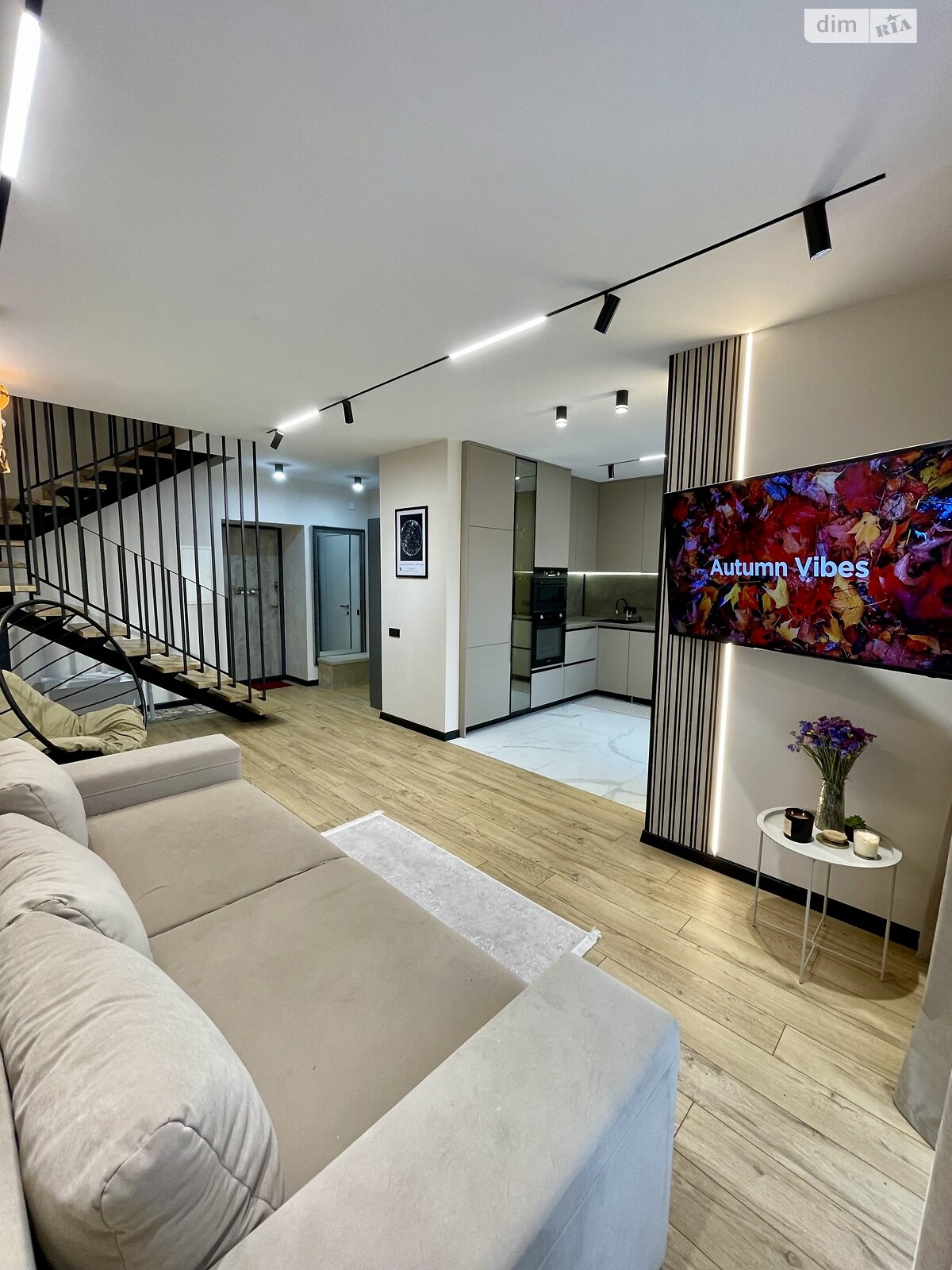 Продажа трехкомнатной квартиры в Ивано-Франковске, на ул. Довженко А. 31В корпус 5, фото 1