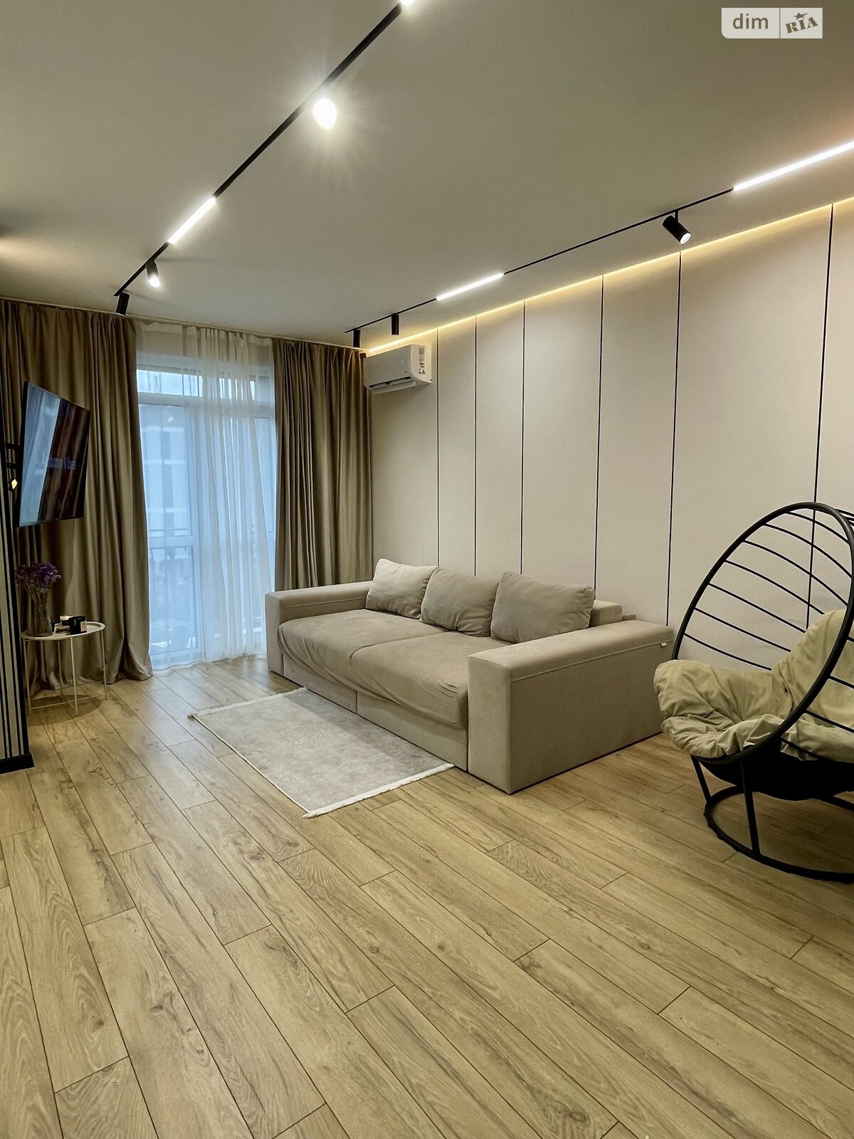 Продажа трехкомнатной квартиры в Ивано-Франковске, на ул. Довженко А. 31В корпус 5, фото 1