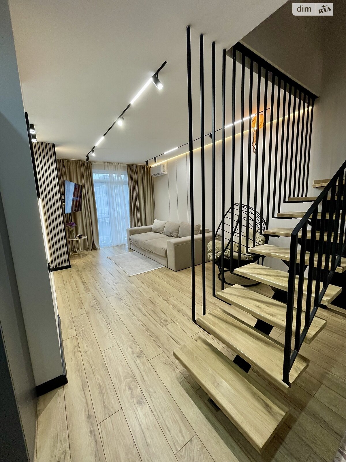 Продажа трехкомнатной квартиры в Ивано-Франковске, на ул. Довженко А. 31В корпус 5, фото 1