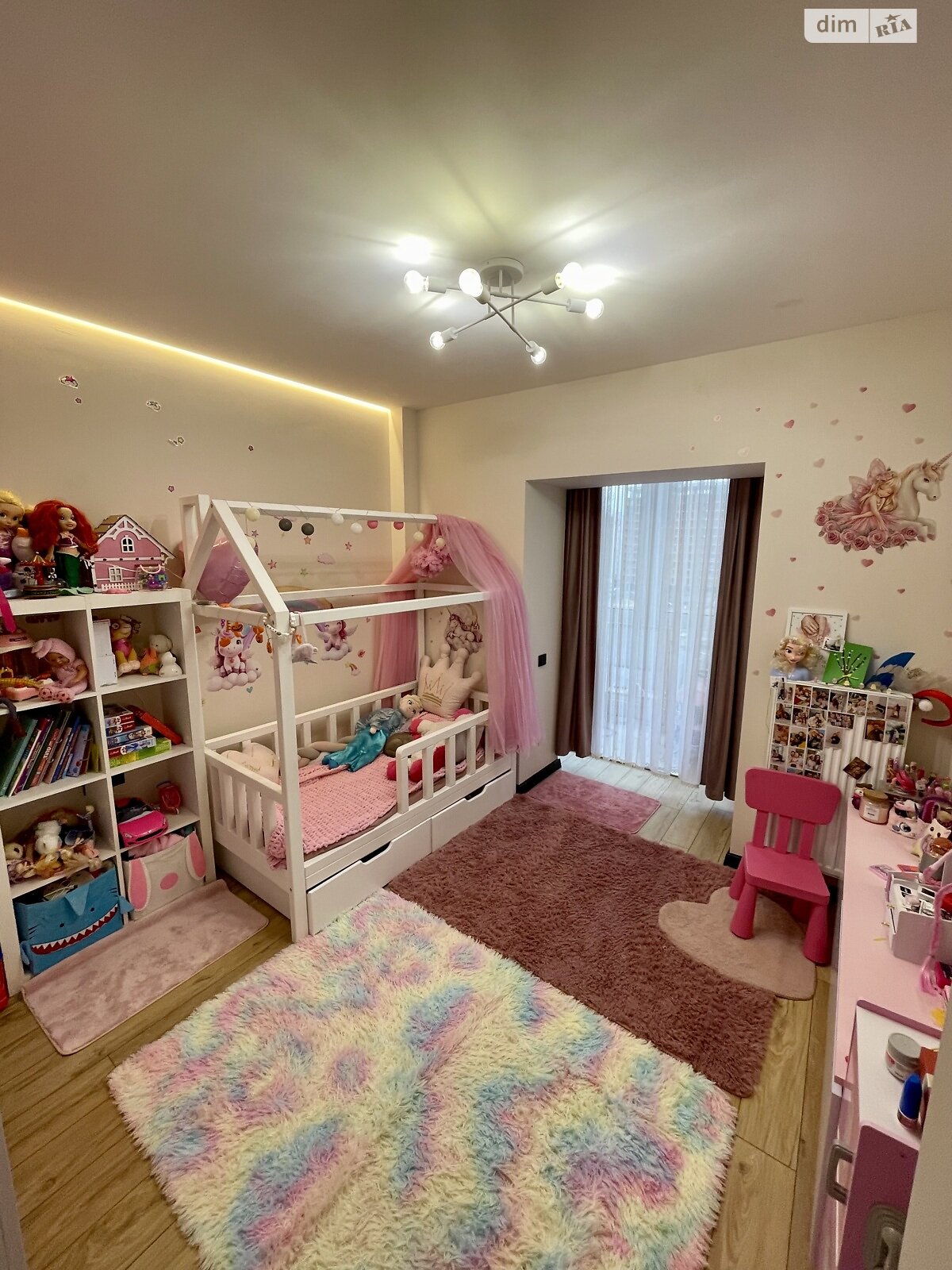 Продажа трехкомнатной квартиры в Ивано-Франковске, на ул. Довженко А. 31В корпус 5, фото 1