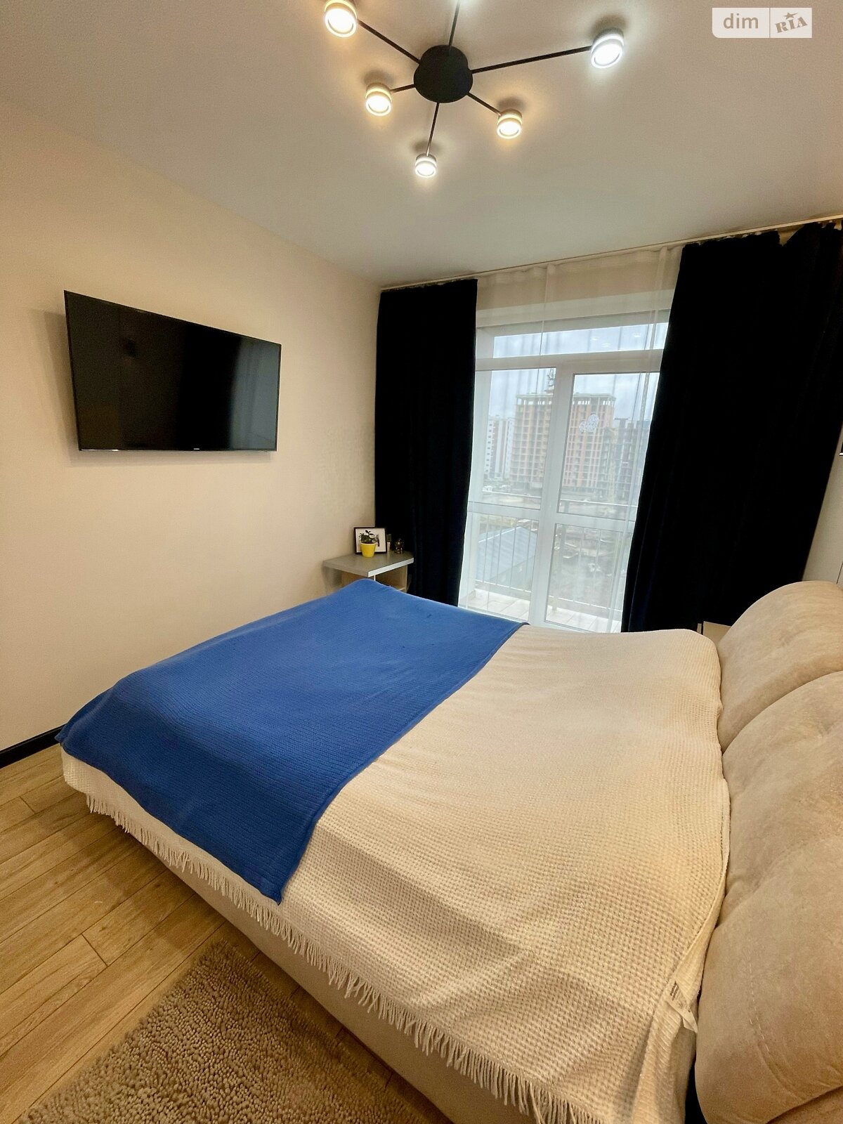 Продажа трехкомнатной квартиры в Ивано-Франковске, на ул. Довженко А. 31В корпус 5, фото 1