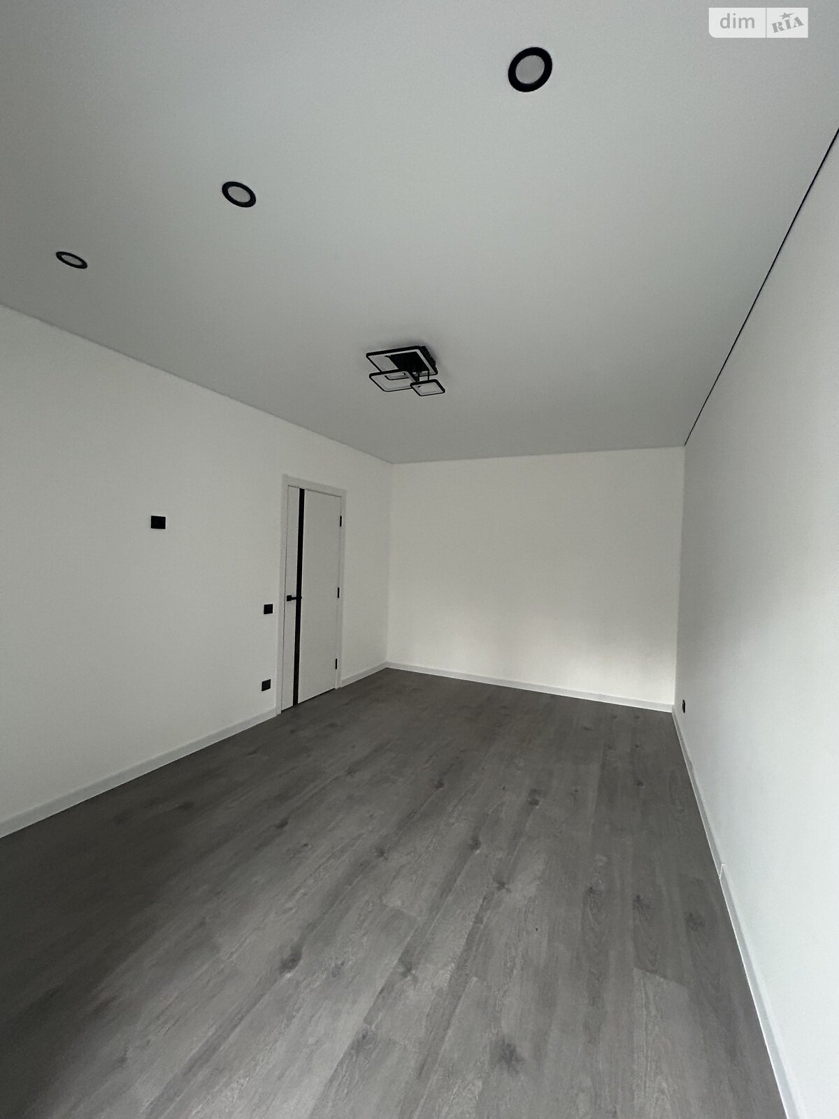 Продаж однокімнатної квартири в Івано-Франківську, на вул. Довженка О. 31, фото 1