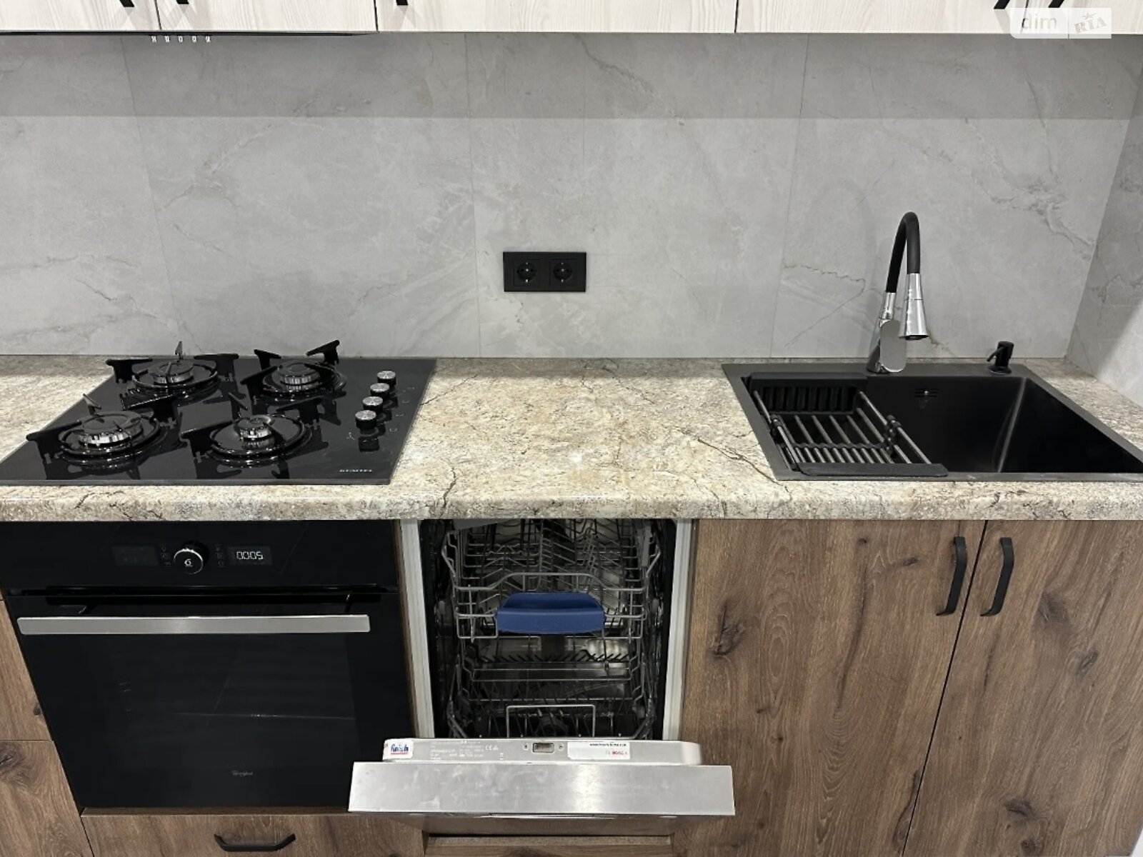 Продаж однокімнатної квартири в Івано-Франківську, на вул. Довженка О. 31, фото 1