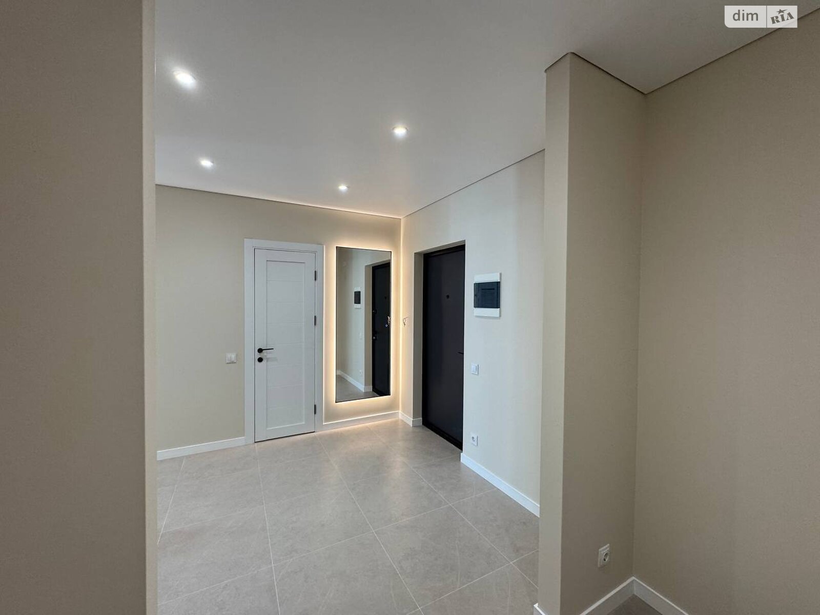 Продаж однокімнатної квартири в Івано-Франківську, на вул. Героїв Миколаєва 129А корпус 8, фото 1