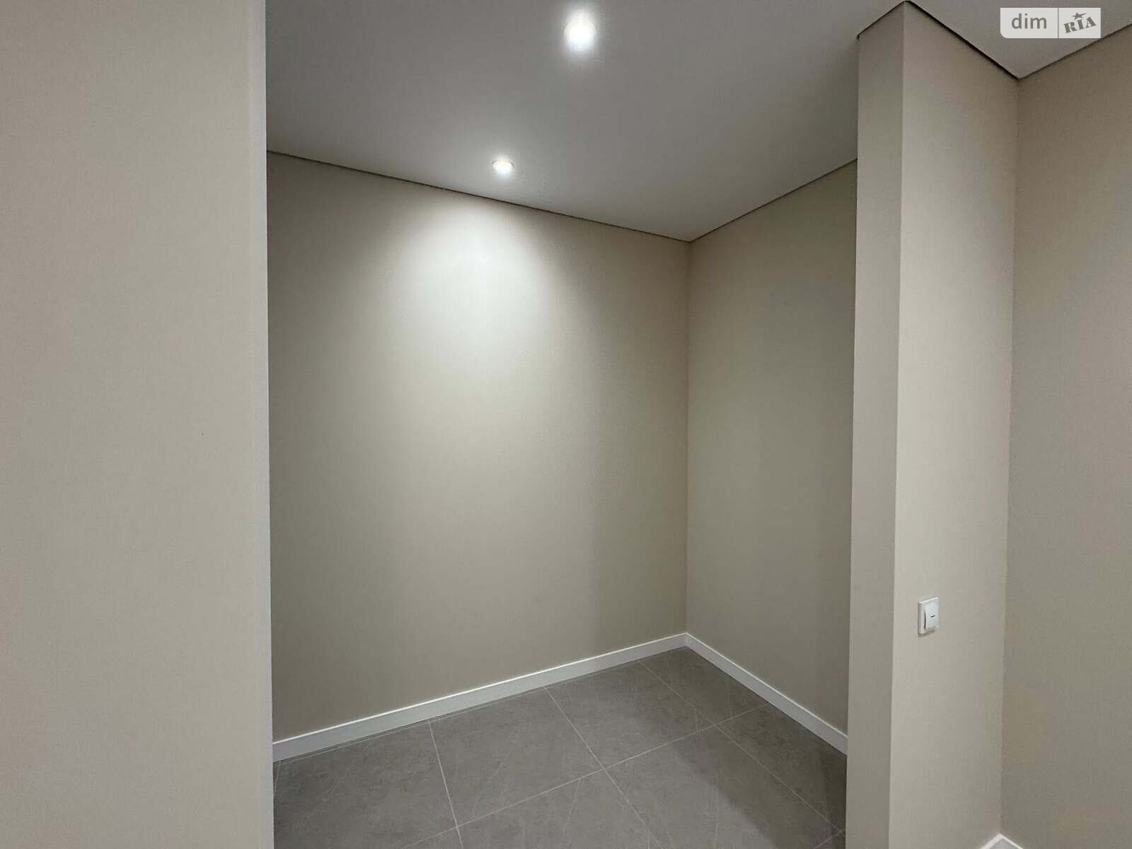 Продаж однокімнатної квартири в Івано-Франківську, на вул. Героїв Миколаєва 129А корпус 8, фото 1