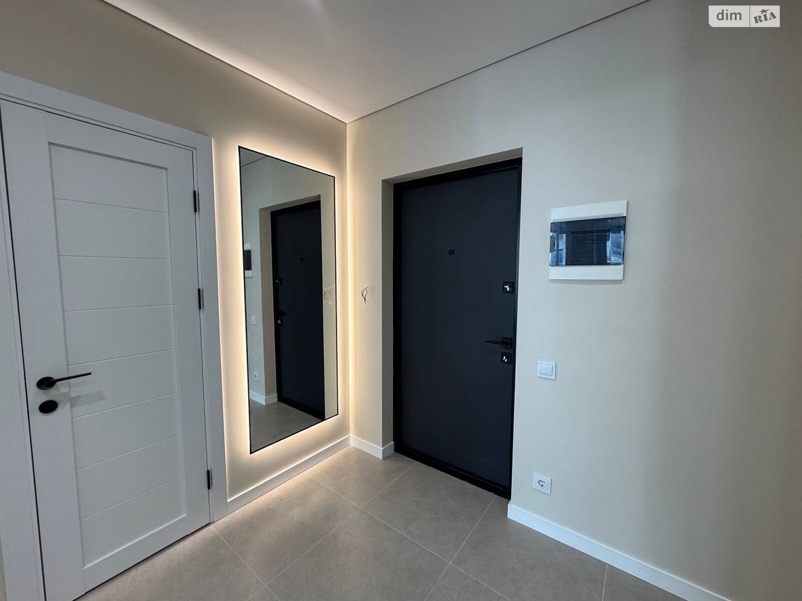 Продаж однокімнатної квартири в Івано-Франківську, на вул. Героїв Миколаєва 129А корпус 8, фото 1