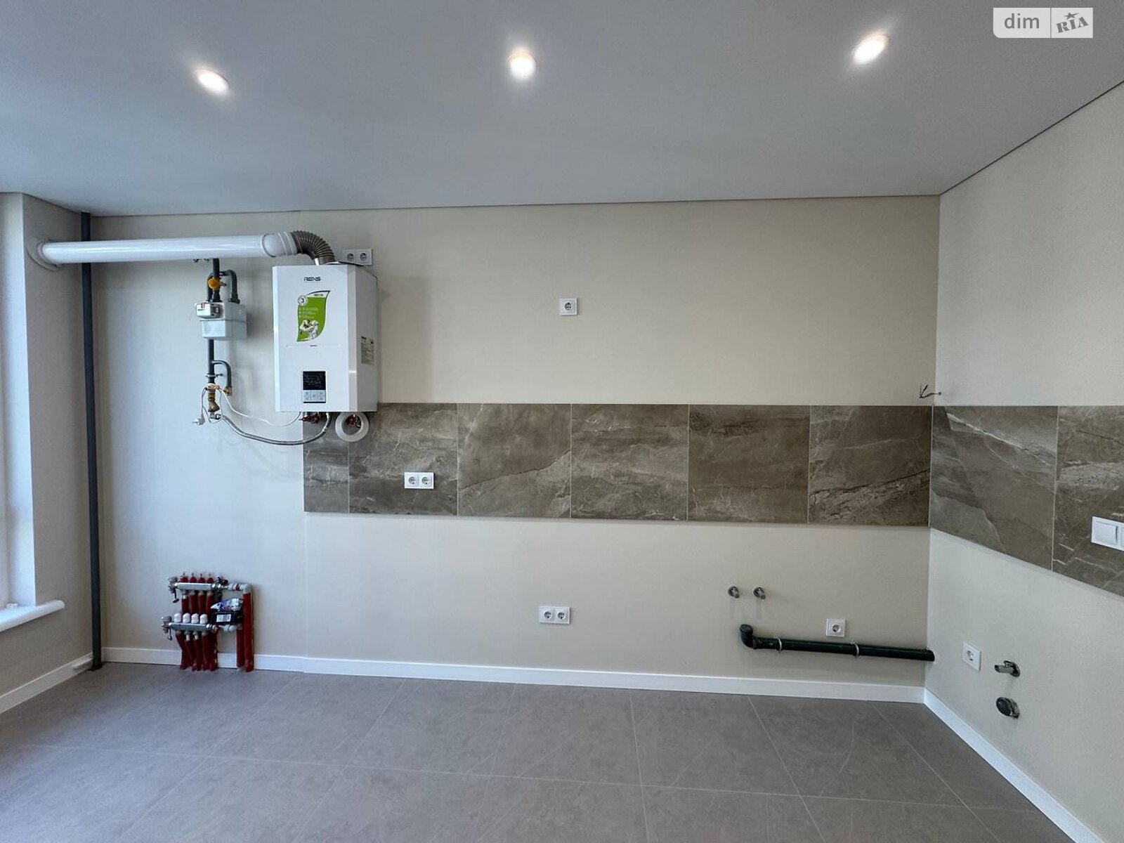 Продаж однокімнатної квартири в Івано-Франківську, на вул. Героїв Миколаєва 129А корпус 8, фото 1