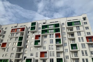 Продаж трикімнатної квартири в Івано-Франківську, на вул. Гетьмана Івана Мазепи 168, район Бам фото 2