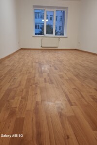 Продаж трикімнатної квартири в Івано-Франківську, на вул. Хмельницького Богдана 51Е, район Гірка фото 2