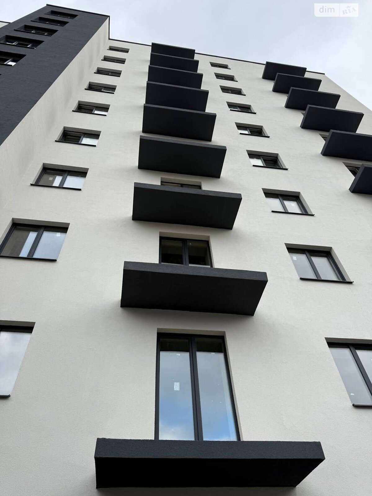 Продаж однокімнатної квартири в Івано-Франківську, на вул. Урожайна 7, район Гірка фото 1 Продаж однокімнатної квартири в Івано-Франківську, на вул. Урожайна 7, район Гірка фото 1