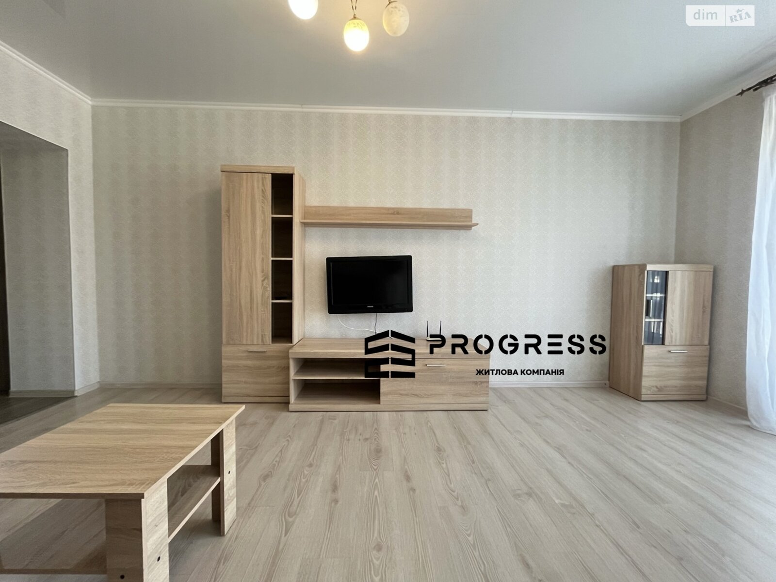 Продаж двокімнатної квартири в Івано-Франківську, на вул. Довженка О. 51, район Городок фото 1 Продаж двокімнатної квартири в Івано-Франківську, на вул. Довженка О. 51, район Городок фото 1