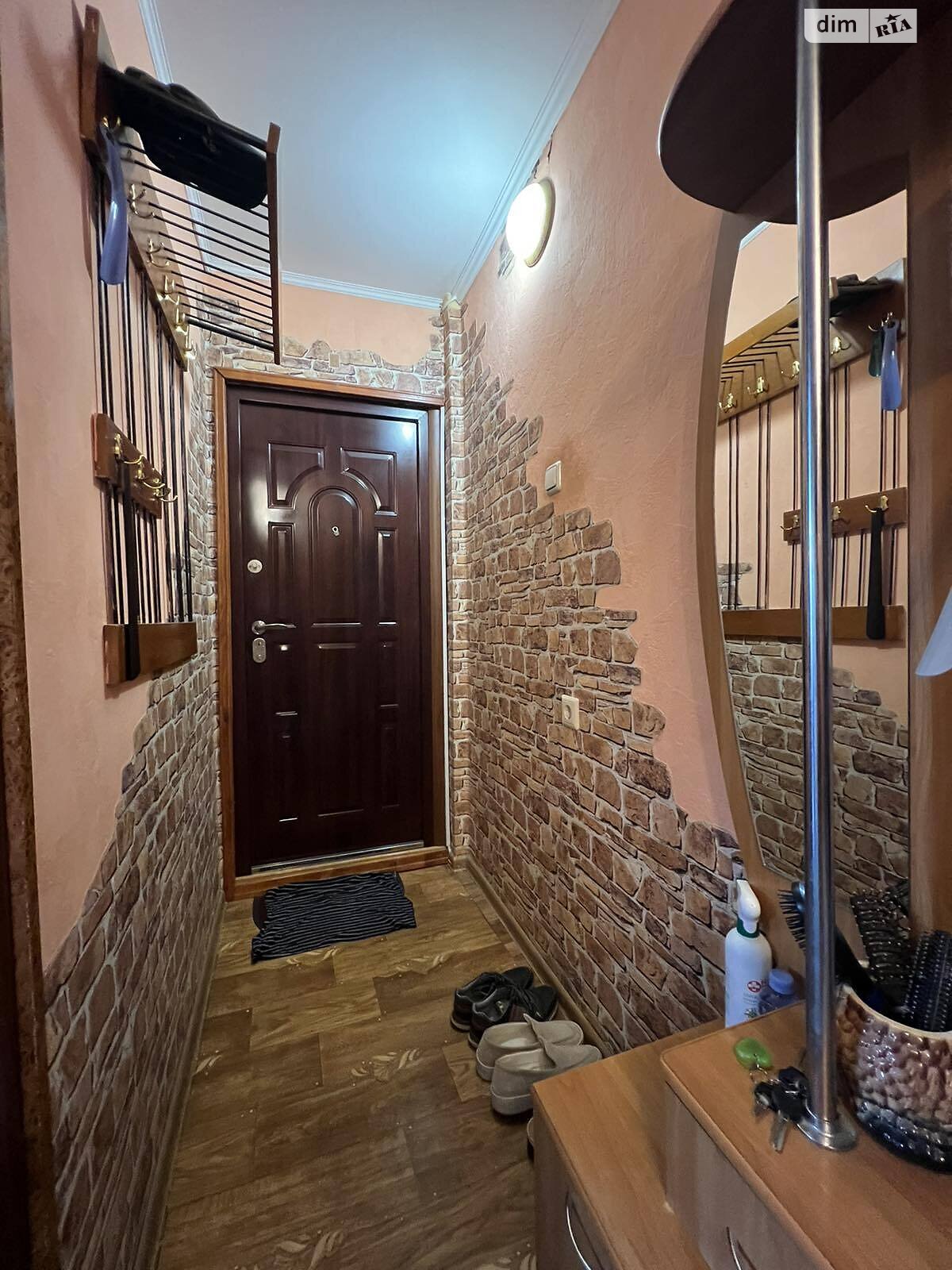 Продажа двухкомнатной квартиры в Ивано-Франковске, на ул. Вячеслава Черновола, район Городок фото 1 Продажа двухкомнатной квартиры в Ивано-Франковске, на ул. Вячеслава Черновола, район Городок фото 1