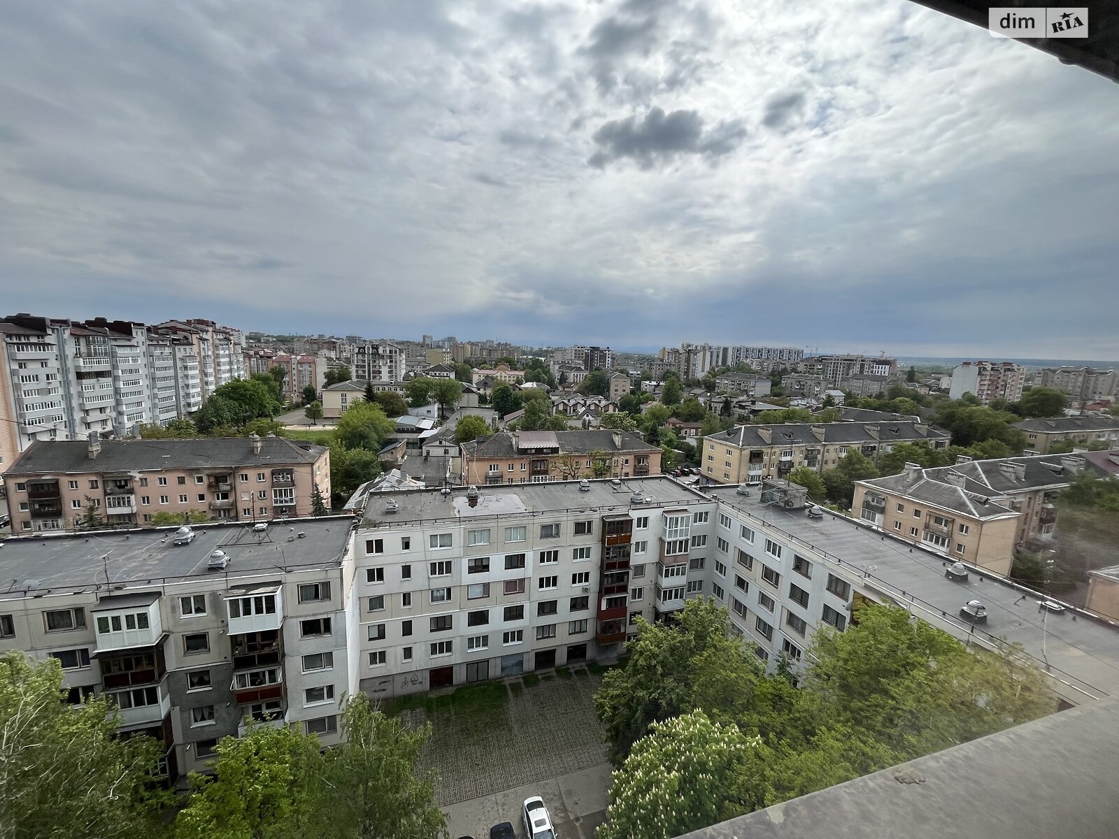 Продаж двокімнатної квартири в Івано-Франківську, на вул. Хотинська 12, район Центр фото 1 Продаж двокімнатної квартири в Івано-Франківську, на вул. Хотинська 12, район Центр фото 1