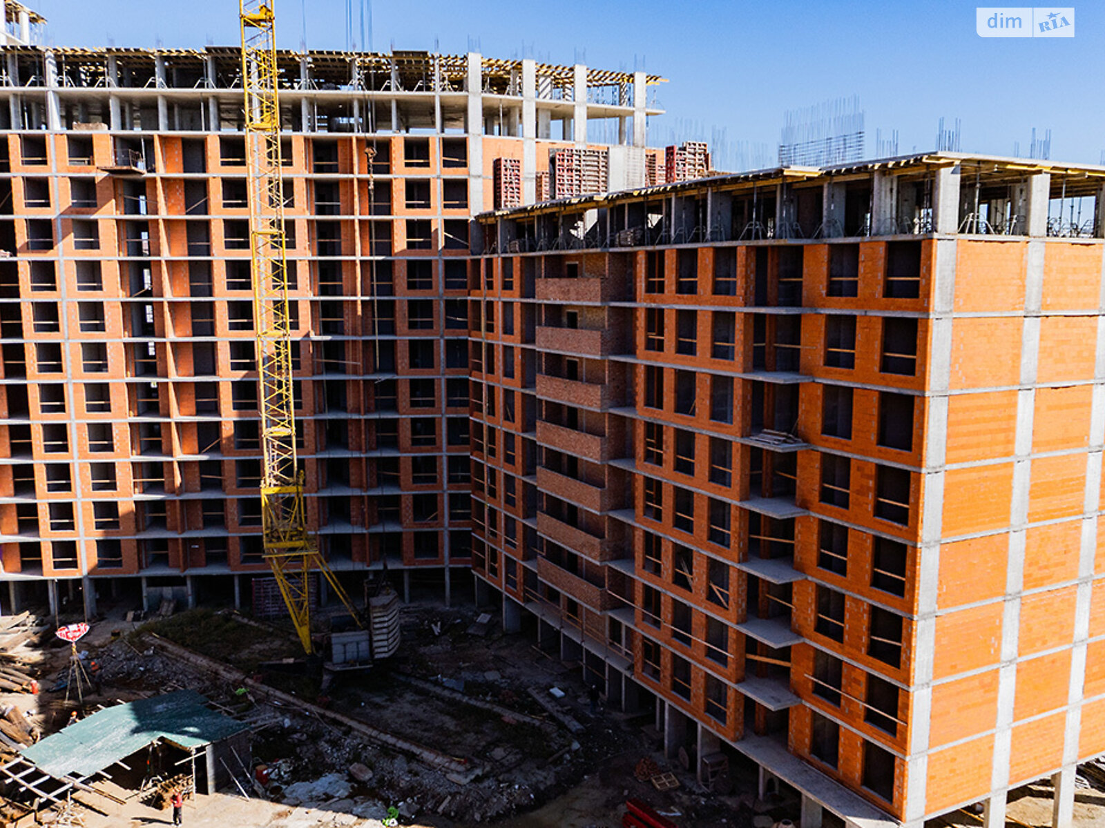 Продажа трехкомнатной квартиры в Ивано-Франковске, на ул. Хриплинская 9, район Майзли фото 1 Продажа трехкомнатной квартиры в Ивано-Франковске, на ул. Хриплинская 9, район Майзли фото 1