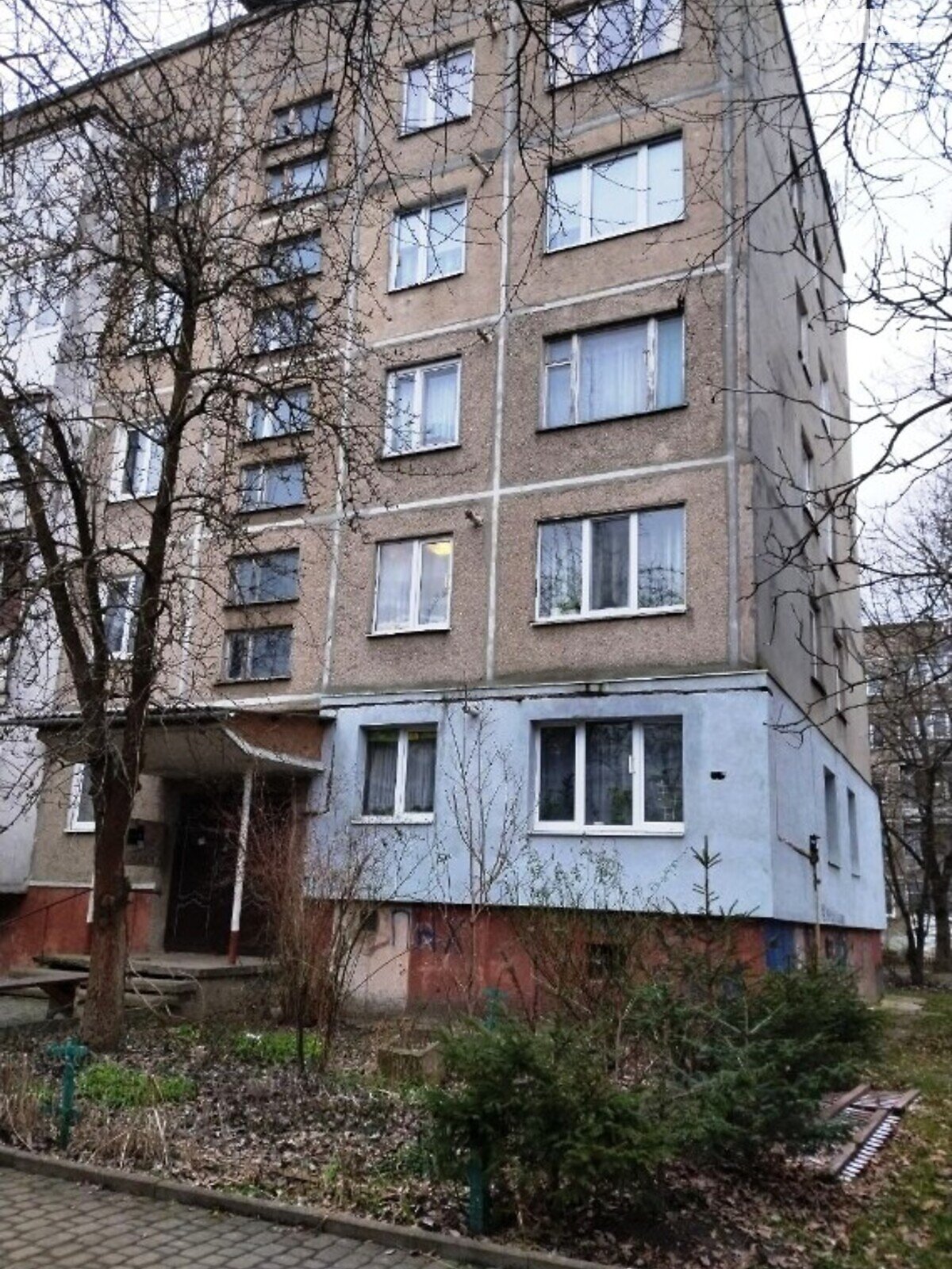 Продажа трехкомнатной квартиры в Ивано-Франковске, на Івана Миколайчука 17А, фото 1 Продажа трехкомнатной квартиры в Ивано-Франковске, на Івана Миколайчука 17А, фото 1