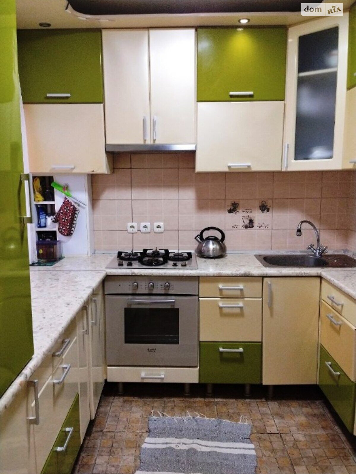 Продажа трехкомнатной квартиры в Ивано-Франковске, на Івана Миколайчука 17А, фото 1 Продажа трехкомнатной квартиры в Ивано-Франковске, на Івана Миколайчука 17А, фото 1