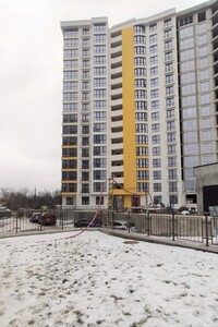 Продажа трехкомнатной квартиры в Ивано-Франковске, на ул. Угорницкая 4, фото 2