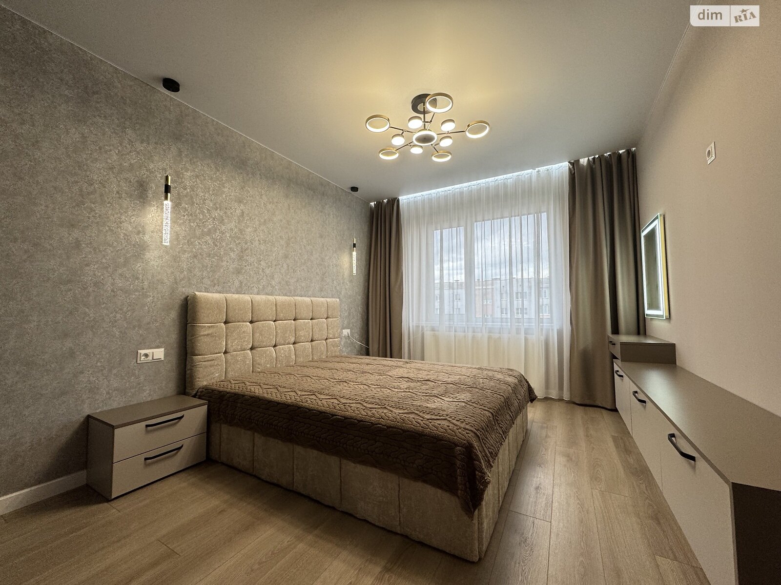Продаж двокімнатної квартири в Івано-Франківську, на вул. Миру 100А, район undefined фото 1 Продаж двокімнатної квартири в Івано-Франківську, на вул. Миру 100А, район undefined фото 1