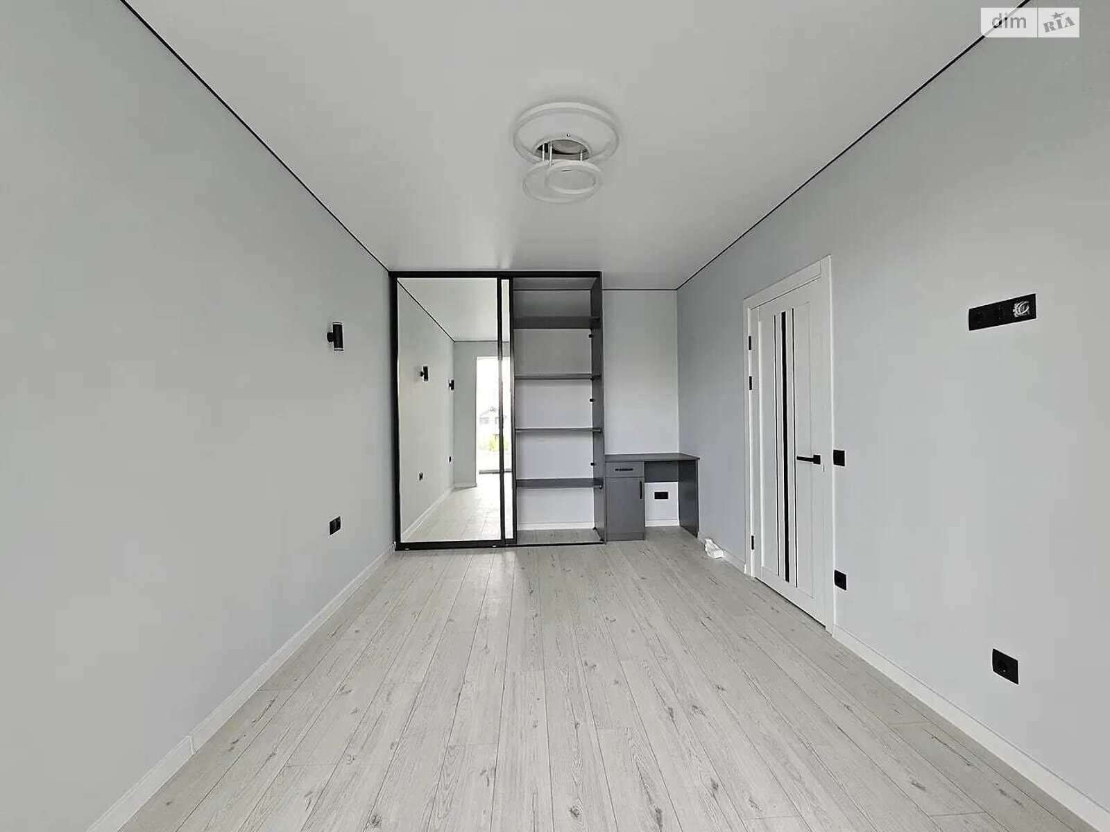 Продажа однокомнатной квартиры в Ивано-Франковске, на ул. Мира, район undefined фото 1 Продажа однокомнатной квартиры в Ивано-Франковске, на ул. Мира, район undefined фото 1