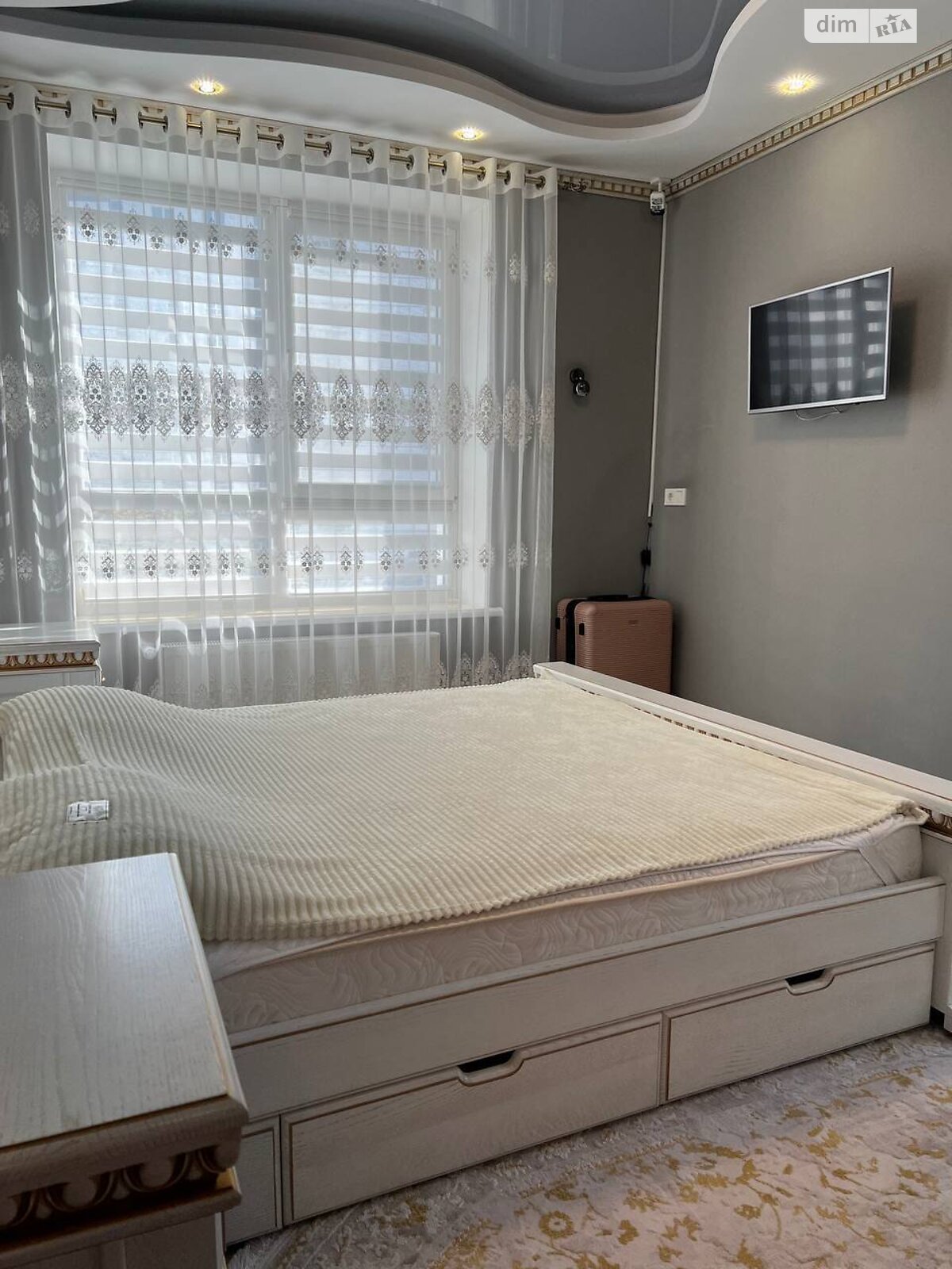 Продажа двухкомнатной квартиры в Ивано-Франковске, на ул. Слободская, фото 1 Продажа двухкомнатной квартиры в Ивано-Франковске, на ул. Слободская, фото 1