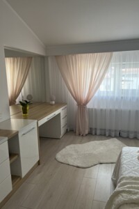 Продажа трехкомнатной квартиры в Ивано-Франковске, на ул. Слободская 34, фото 2