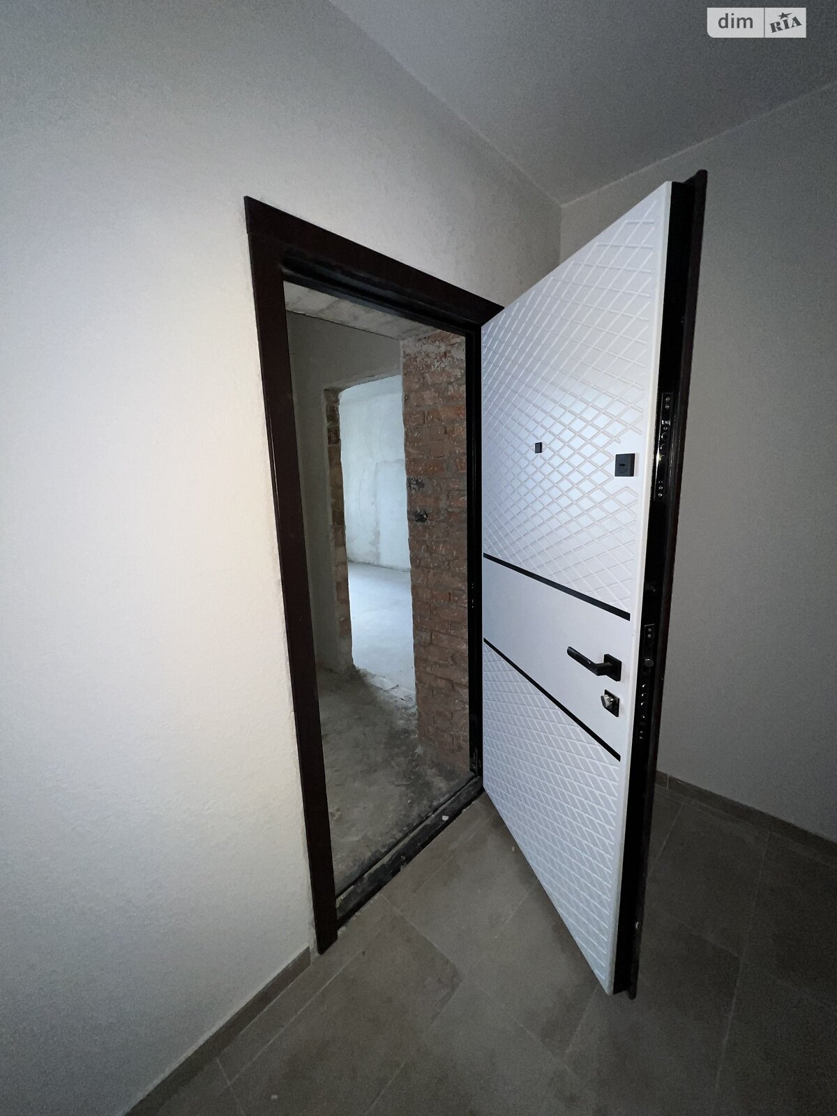Продажа однокомнатной квартиры в Ивано-Франковске, на ул. Ленкавского, кв. 163, район Кант фото 1 Продажа однокомнатной квартиры в Ивано-Франковске, на ул. Ленкавского, кв. 163, район Кант фото 1